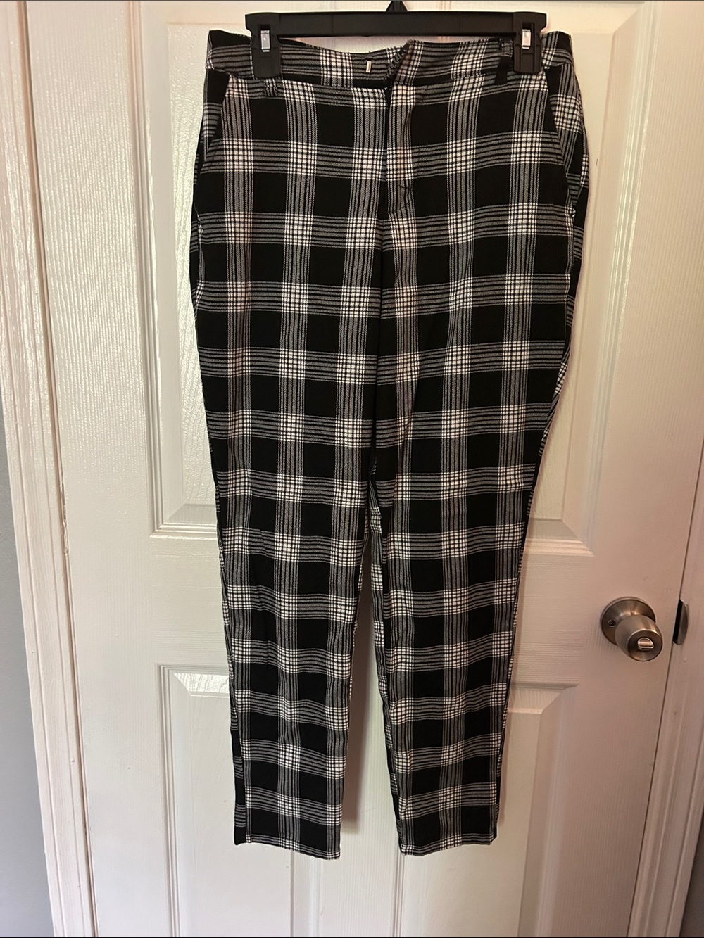 Hot Topic Black & White Plaid Dress Pants